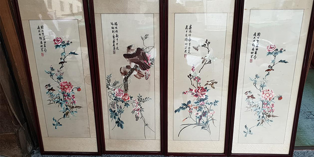 實木框粉彩山水掛畫