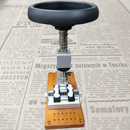 專業5700型工作台式開錶器