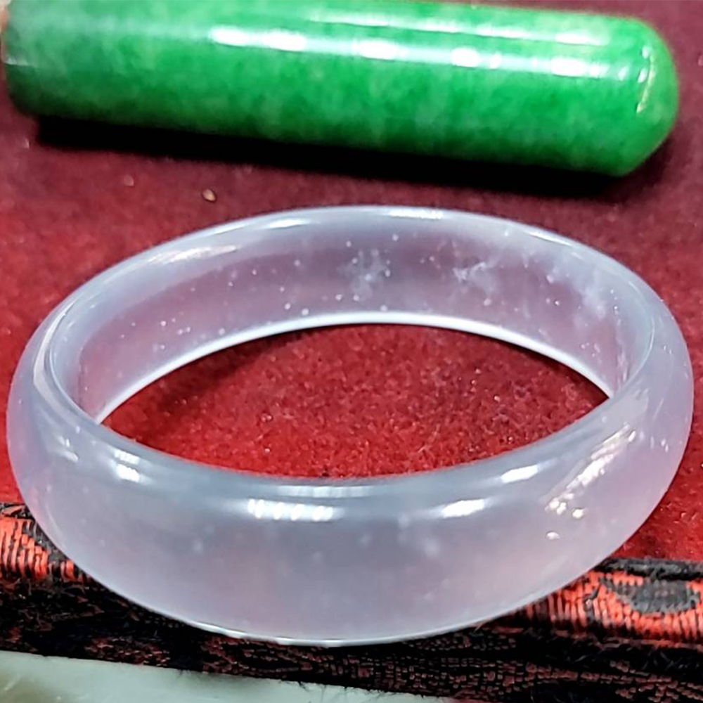 白月光玉手镯