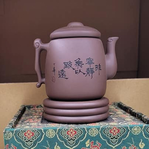 鄧丁壽的「古逸壺」
